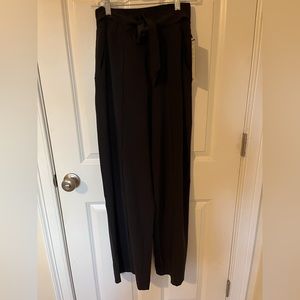 Lululemon Lab Noir Pant Size 6